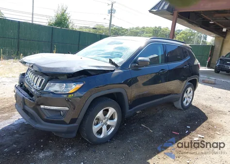 2018 Jeep Compass Latitude 4X4 from USA, damaged, VIN 3C4NJDBB7JT435935